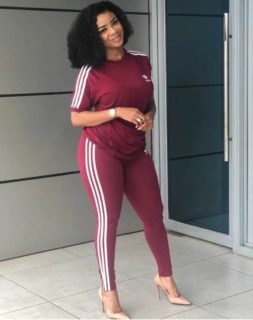 Fashion tips from Serwaa Anihmere